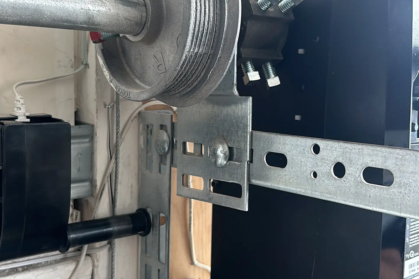Garage Door Roller, Hinge & Hardware Repair service